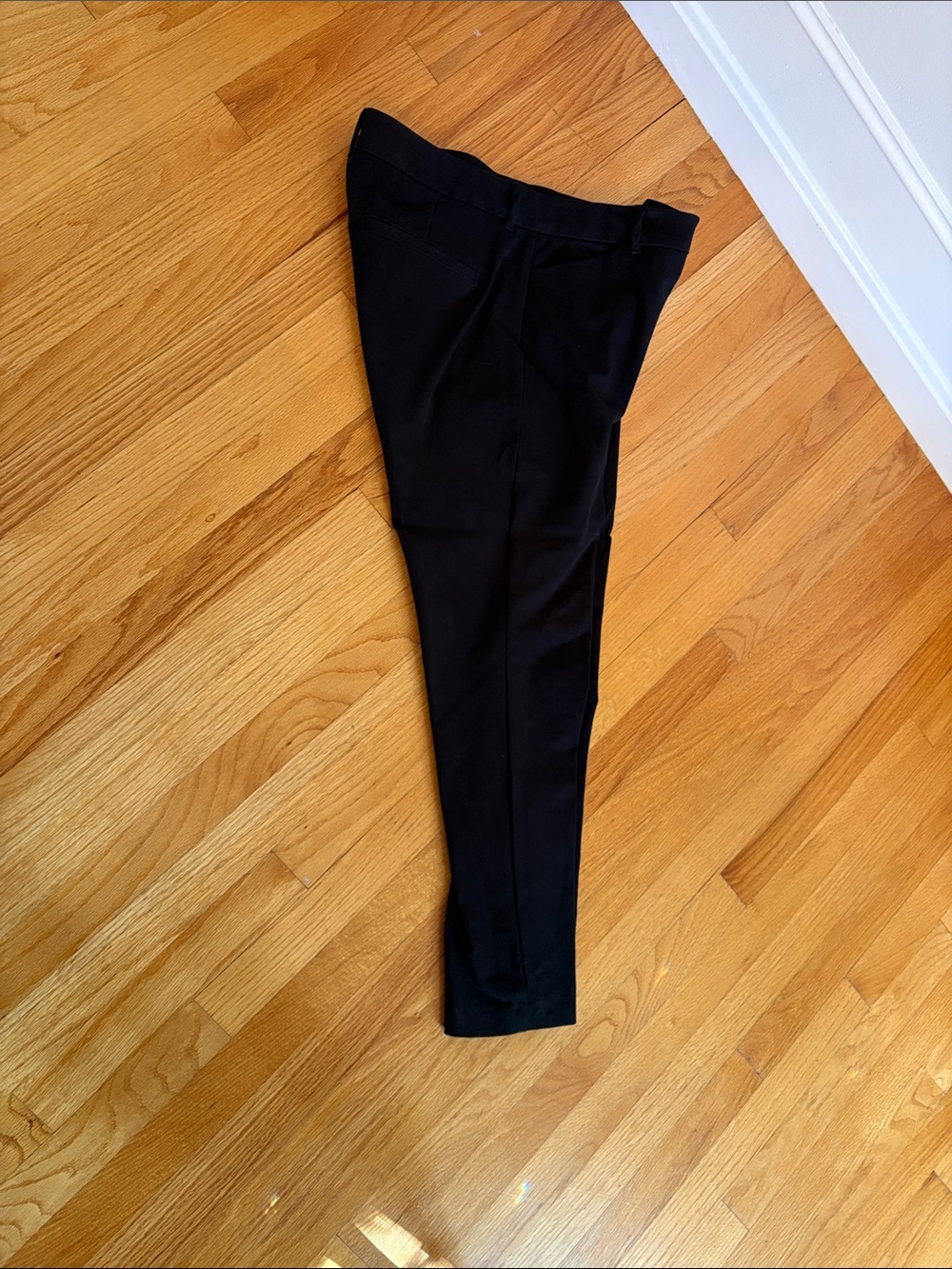 Women’s pixie style pants